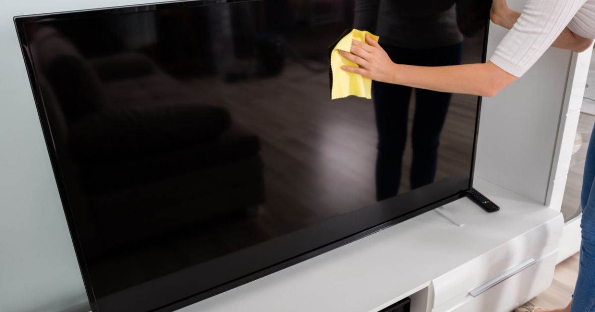 Les cinq erreurs que vous faites lorsque vous nettoyez la télévision