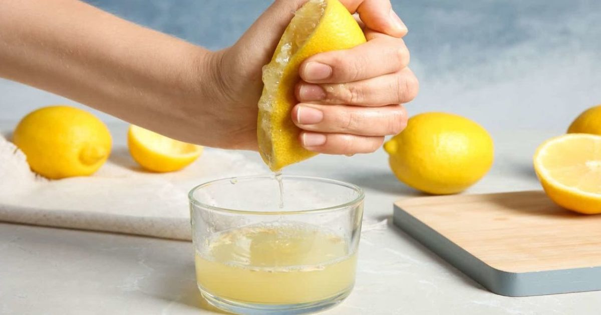 Voici ce qui se produit lorsque vous consommez de l’eau tiède au citron