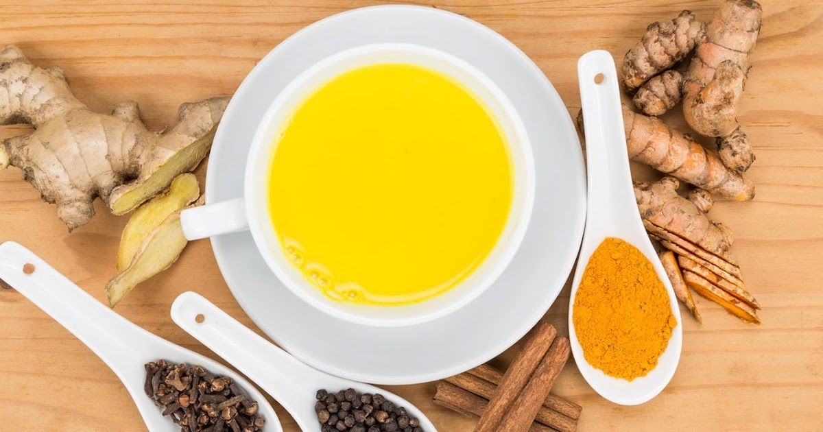 7 bienfaits étonnants du thé au gingembre et du curcuma