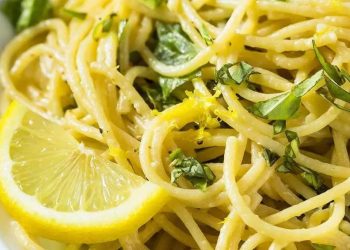 Avez-vous déjà goûté aux spaghettis au citron ? Voici une recette simple et délicieuse